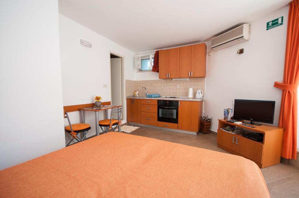 Studio And Room Lena ดูบรอฟนิก ห้อง รูปภาพ